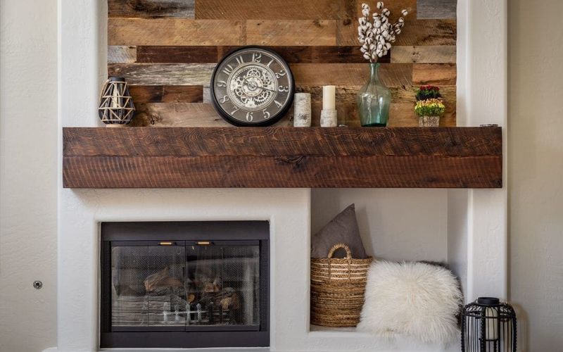 Rustic Yet Refined: 10 Pennsylvania Decorating Trends That Last - Decor Hint Reclaimed Barn Wood Accents