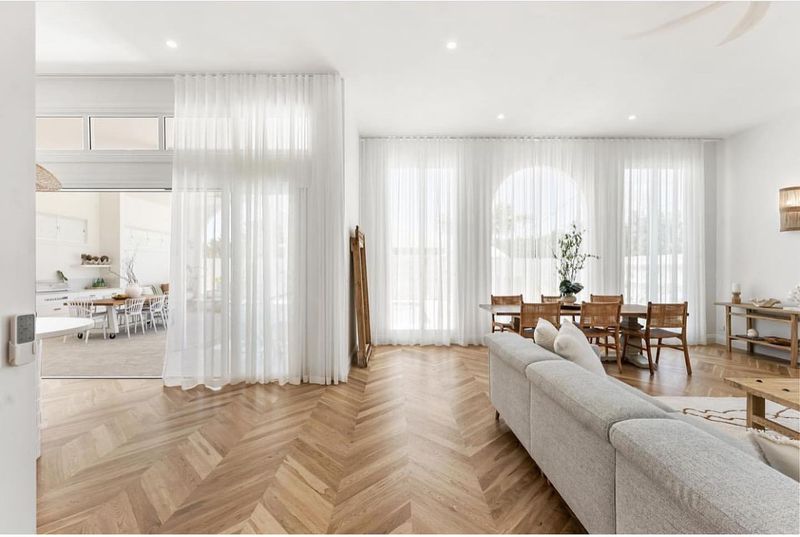 15 Tricks For Small Living Rooms That Interior Designers Swear By - Decor Hint Use Curtains to Elevate