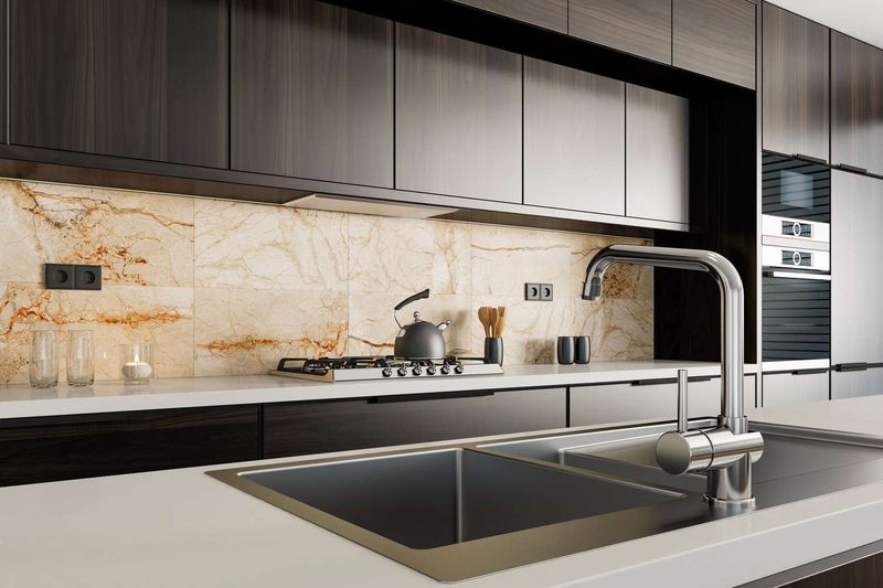 17 Essentials Interior Designers Say Not To Overlook In A Kitchen Renovation - Decor Hint Backsplash Design And Practicality
