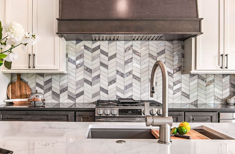 Custom Range Backsplashes