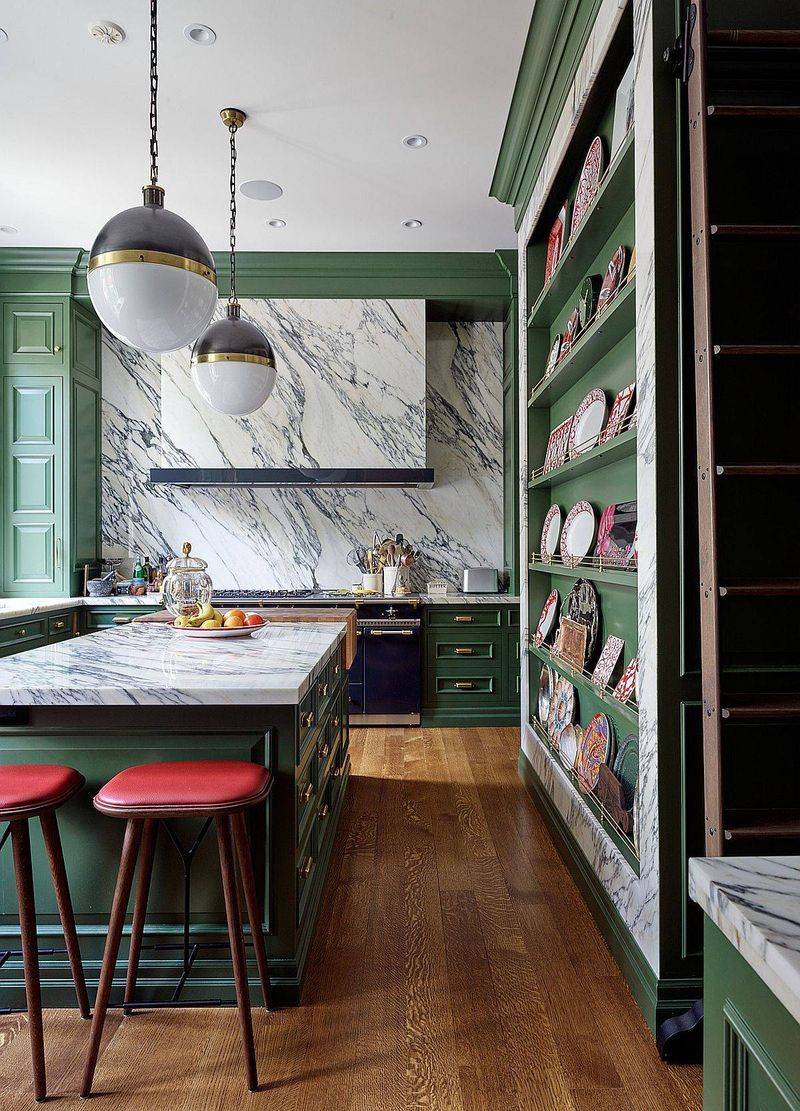 I've Seen These 10 Common Kitchen Items Crowd New York Homes And These 10 Transform Them Into Luxe Spaces - Decor Hint Stone Backsplash