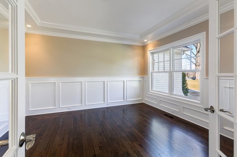 Crown Molding
