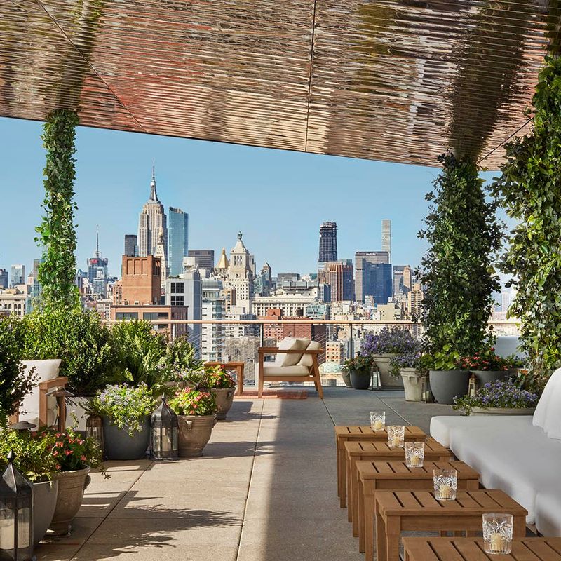 Rooftop Gardens And Lounges