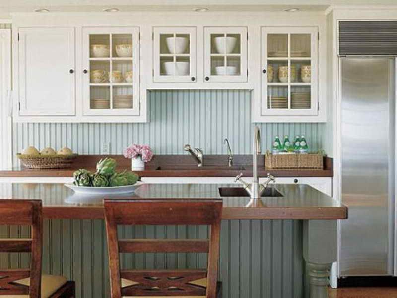 17 Retro Touches That Bring Back That Old-Fashioned Kitchen Warmth - Decor Hint Wainscoting Or Beadboard Paneling