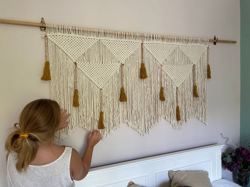 Vintage Finds Making A Revival, Especially In Trendy Parts Of California - Decor Hint Macramé Wall Hangings