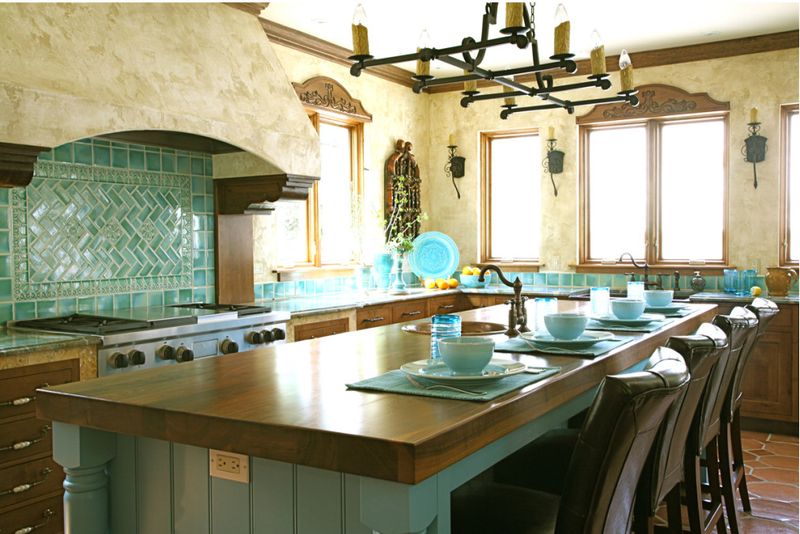 Boho Meets Desert With New Mexico Decor That Pops - Decor Hint Statement Turquoise: The Desert's Precious Gem