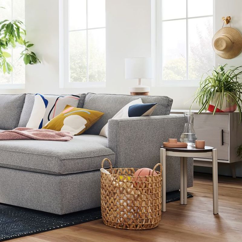 How To Fake A Deep Clean 10 Visual Tricks And 7 Spotless Secrets That Impress Guests - Decor Hint Hide Clutter in Baskets