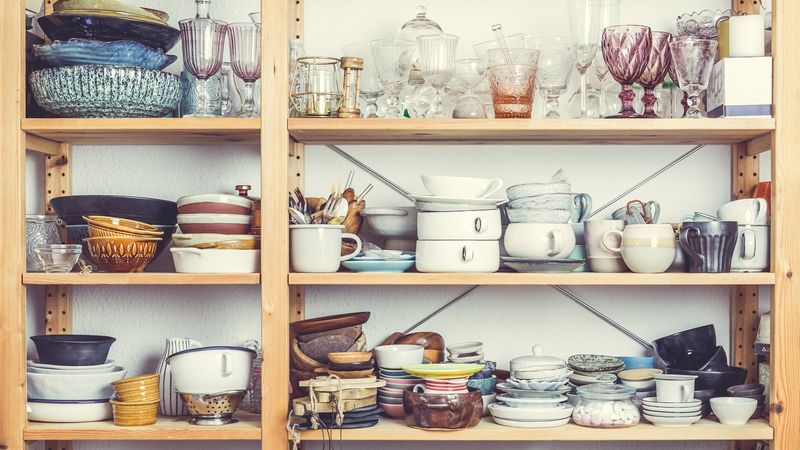 Say Goodbye To These 11 Farmhouse Fads And Please Ditch These 6, Too - Decor Hint Open Shelving with Clutter