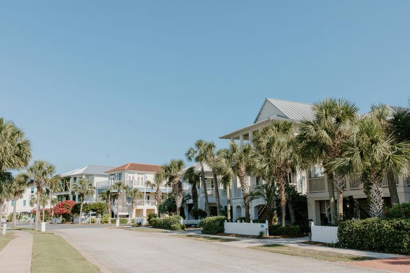 Types Of Homes In Florida Likely To Have Value Adjustments - Decor Hint Properties In Flood-Prone Inland Areas