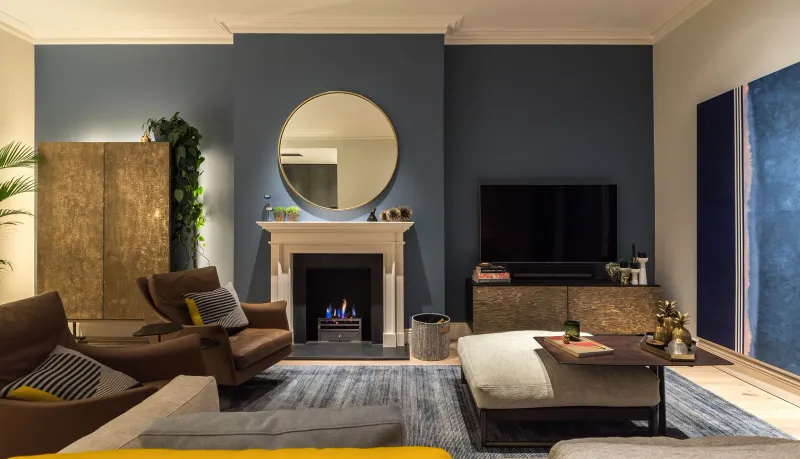 20 Common Mistakes That Make Your Home Look Tacky - And What To Do Instead - Decor Hint Relying On Harsh Overhead Lighting