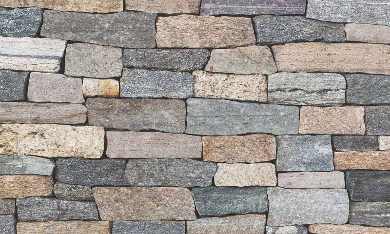 Glacier-Inspired Stone Veneer