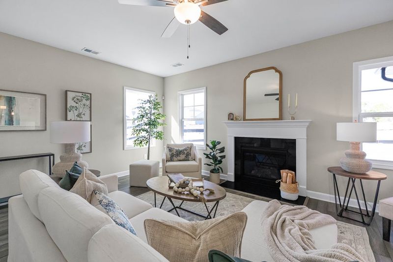 13 Sherwin-Williams Colors Ideal For Nevada Homes And Natural Surroundings - Decor Hint Agreeable Gray: Desert Chameleon