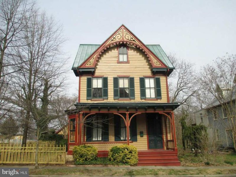 The End Of An Era: 14 Maryland Home Styles Becoming Obsolete By 2030 - Decor Hint Excessive Victorian Trim And Details