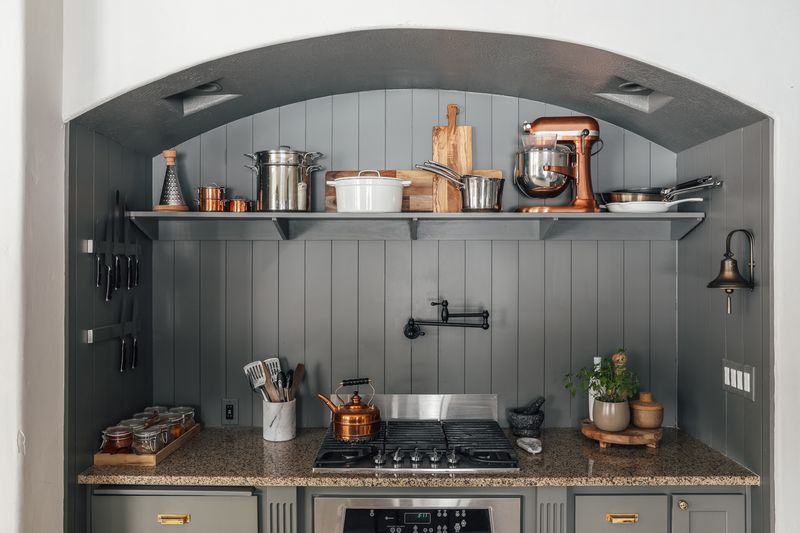 This Old-School Kitchen Trend Is Making A Major Comeback, With One Caveat - Decor Hint Cost Implications Of Range Alcoves