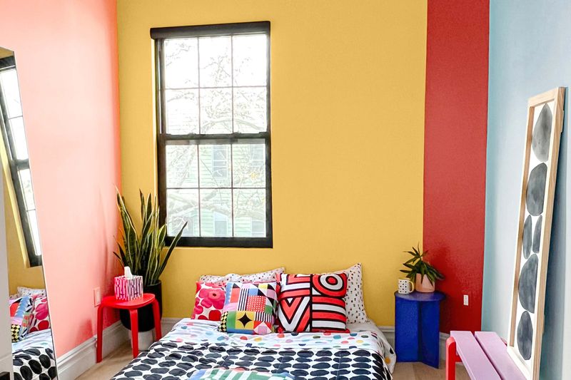 These Outdated Wall Colors Are Still In Homes But Need To Go ASAP - Decor Hint Bright Primary Colors