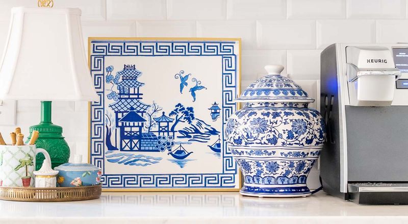 These 9 Antique Styles Are Quietly Making A Comeback In Home Decor - Decor Hint Chinoiserie Charm