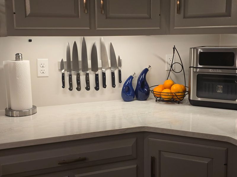 14 Small Kitchen Ideas That Prove Size Doesn't Matter - Decor Hint Magnetic Knife Strips Save Counter Space
