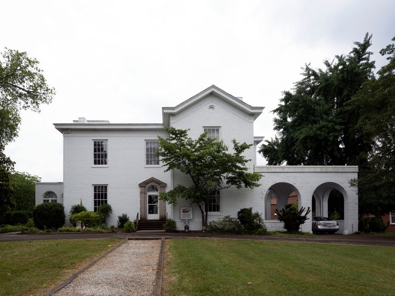 Bleak House / Confederate Memorial Hall (Tennessee)