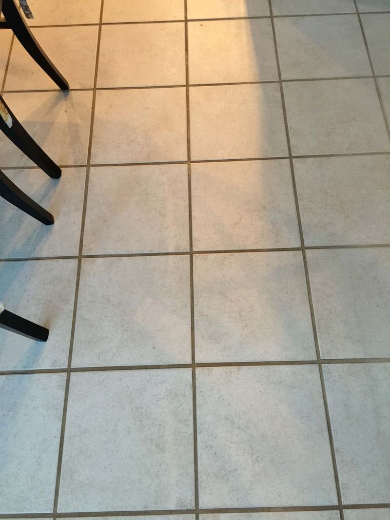 10 Kitchen Elements Bringing Down Houston Homes Plus 10 Designer-Approved Alternatives - Decor Hint Tiled Countertops