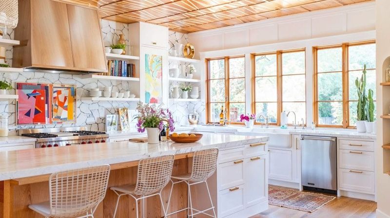 Colorado Kitchens Are Moving On From These 11 Looks (But These 13 Are Here To Stay) - Decor Hint Overcrowded Open Shelving