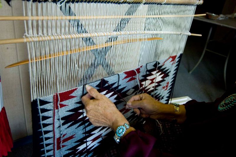 These 13 Home Decor Elements Are Purely New Mexican - Decor Hint Navajo Rugs