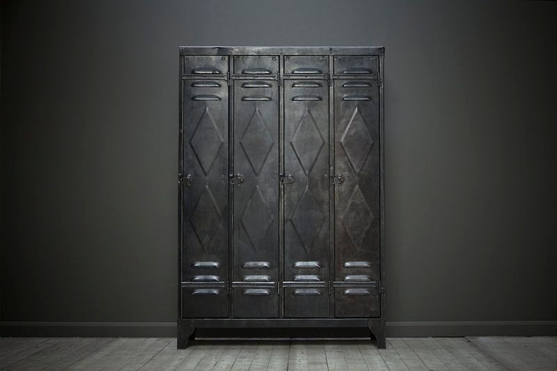 Vintage Accents That Showcase New Jersey's Enduring Furniture Trends - Decor Hint Industrial Metal Locker Cabinets