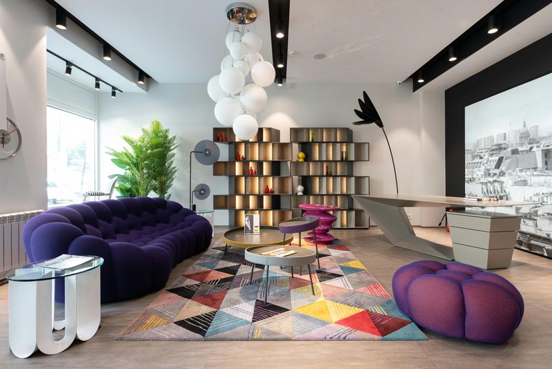 26 Insider Tips For Creating The Perfect Home - Decor Hint Define Spaces with Rugs