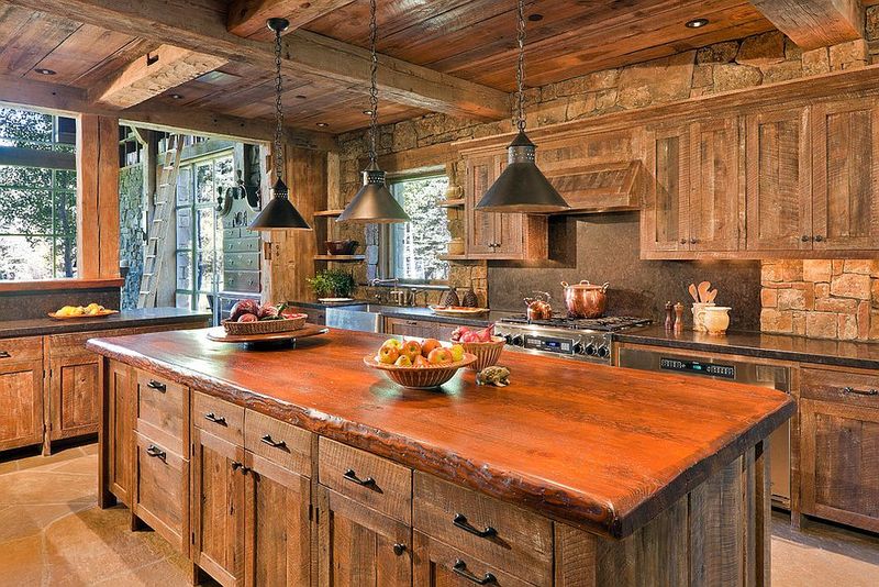Farm-Fresh Charm from Salvaged Wood