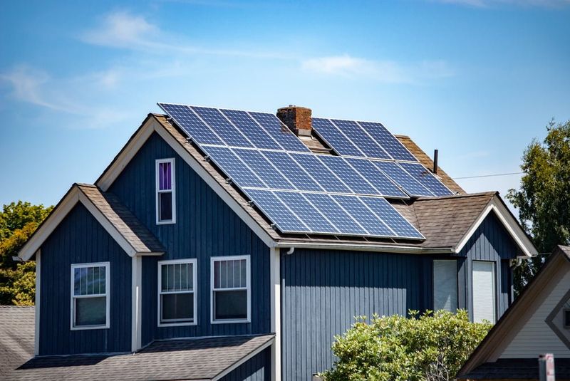 Rising Home Prices In Utah: 10 Property Types Gaining Value The Fastest - Decor Hint Solar-Powered Smart Homes