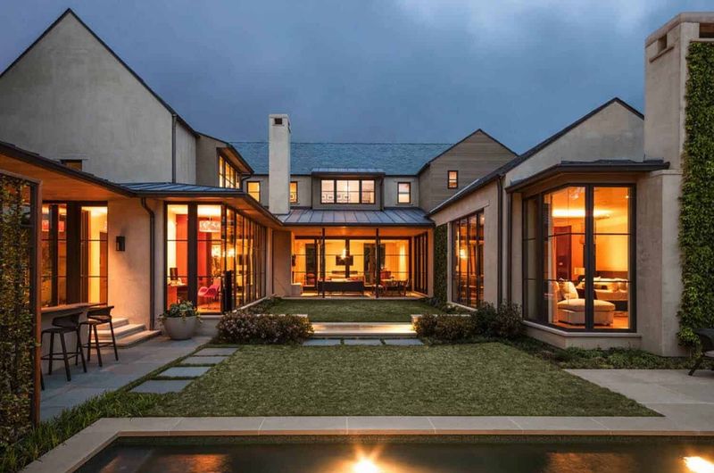12 Of The Best Mountain-Style House Plans Combining Rustic And Contemporary Design - Decor Hint Woodland Courtyard Design