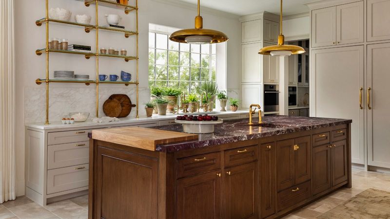 Open Shelving Losing Its Charm