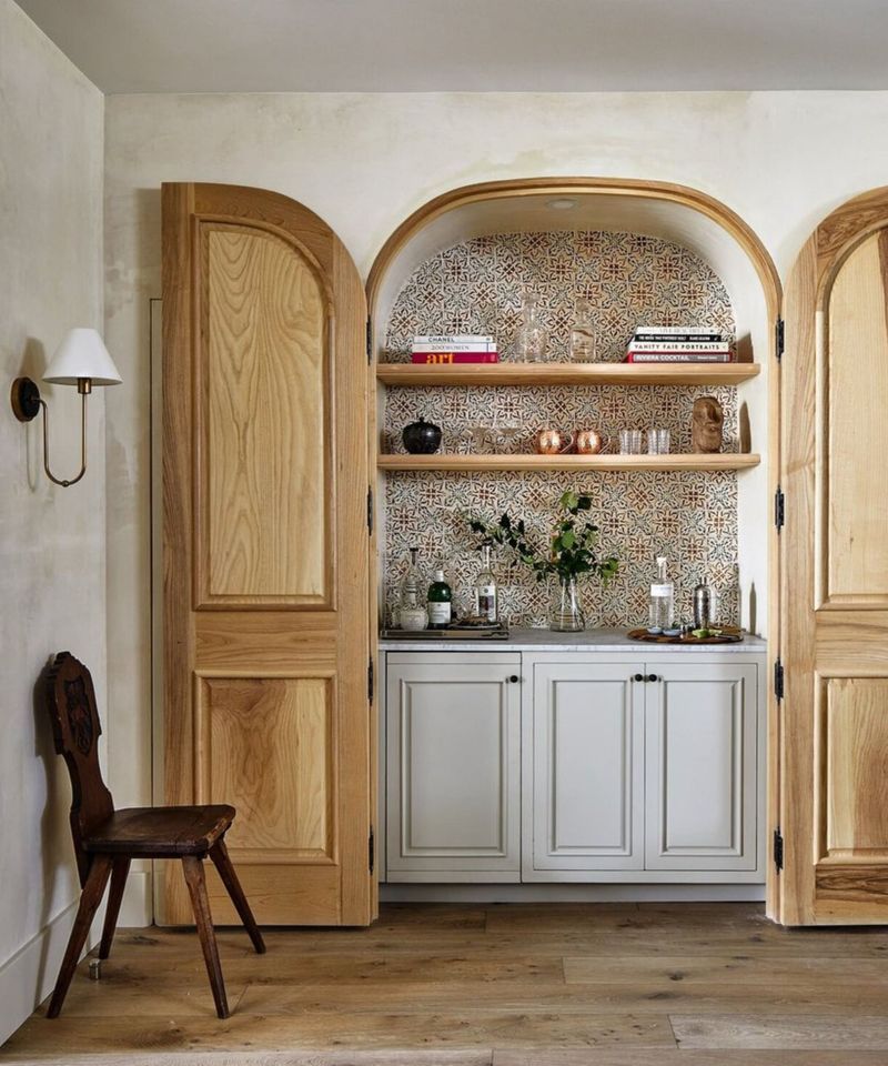 I’ve Seen These 10 Kitchen Looks Make A Comeback And 6 Others Deserve One - Decor Hint Arched Cabinet Doors
