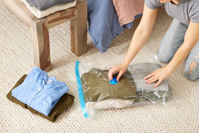33 Organizing Hacks To Transform Your Home - Decor Hint Vacuum-Sealed Off-Season Clothing