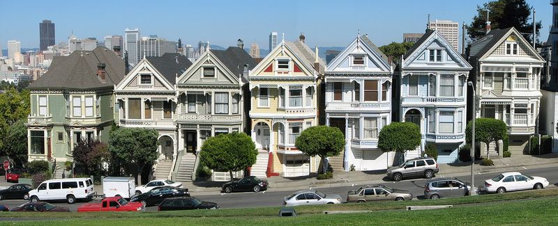 13 Vintage California Home Styles That Defined The Golden State - Decor Hint Victorian (Queen Anne)