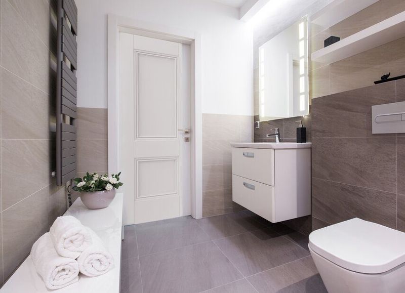 18 Reasons You Should Or Shouldn't Make Major Upgrades Before You Sell Your House According To Real Estate Agents - Decor Hint Adding A Bathroom Almost Always Pays Off