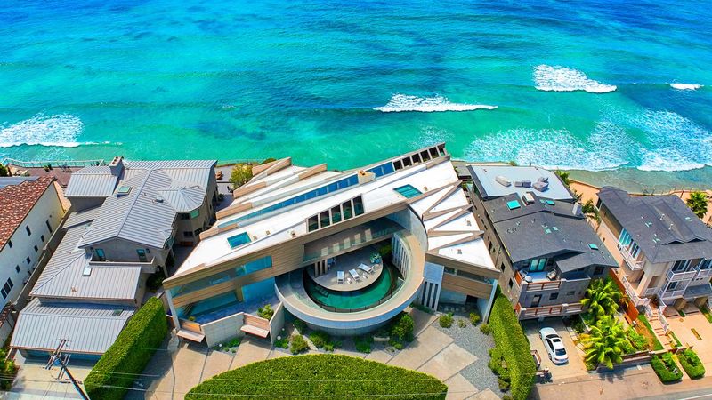 These 23 Mansions Are Breaking Price Records Especially In Beverly Hills And Miami - Decor Hint South Beach Art Deco
