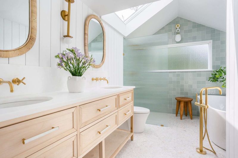 Brass Bathroom Fixtures