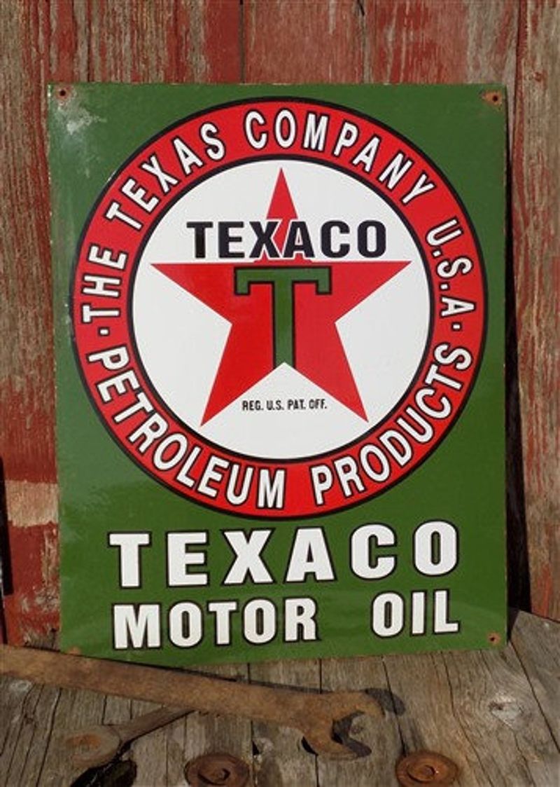 Oil Boom Memorabilia