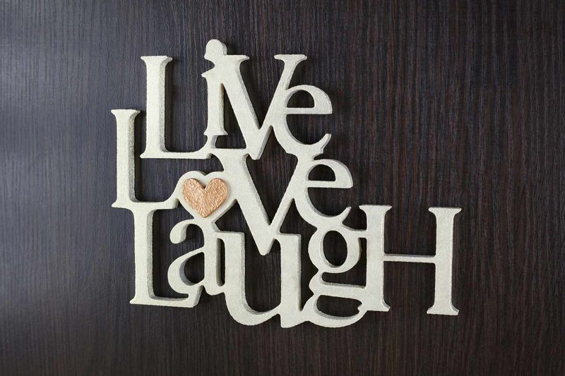 7 Decor Habits Making Your Home Look Stuck In Time And 8 That Are Surprisingly Stylish - Decor Hint Decorative Word Signs (