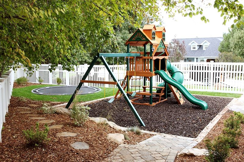 11 Picture-Perfect Outdoor Spaces Popping Up All Over Virginia Neighborhoods - Decor Hint Playful Family Zones