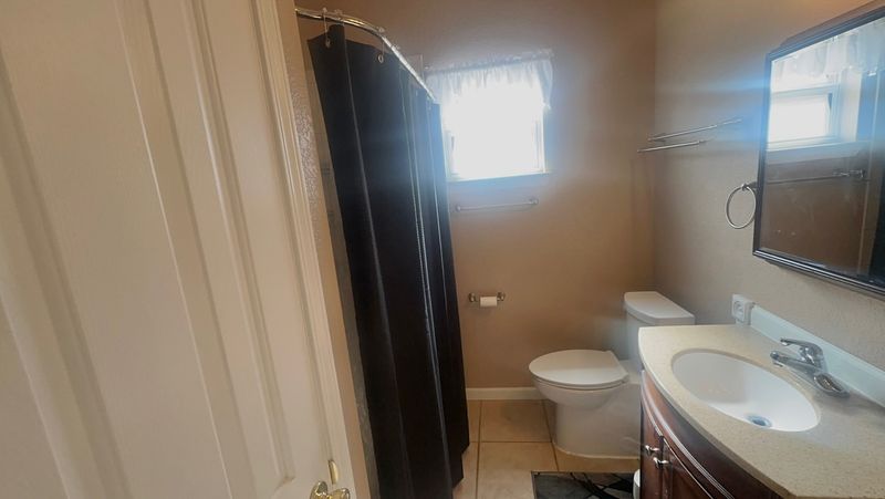 Carpeted Bathrooms Make Buyers Cringe