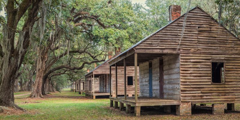 16 Antebellum Homes In The South You Shouldn't Miss - Decor Hint Evergreen Plantation (Louisiana)