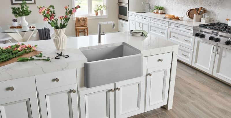 10 Most Overpriced Home Features Buyers Don't Want Anymore (Plus 10 Of The Alternatives) - Decor Hint Counter-Height Workstations