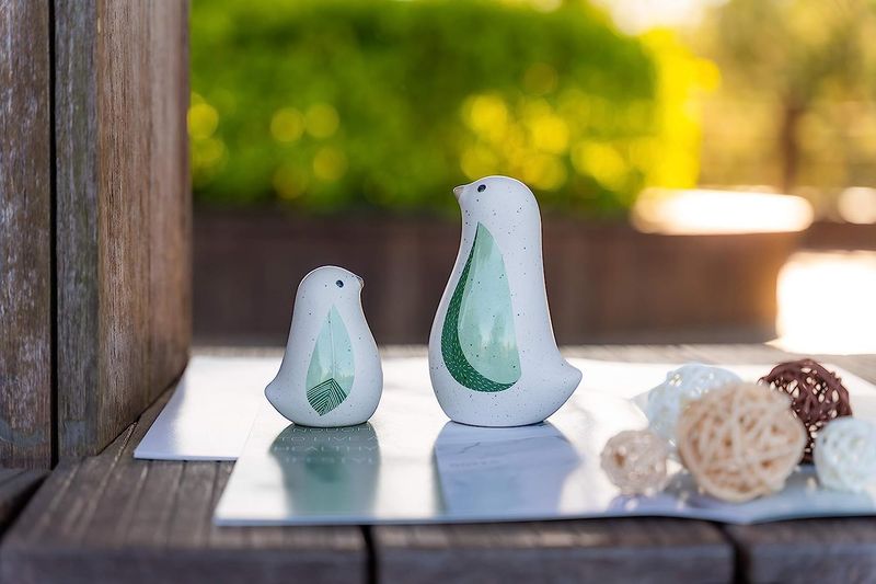 6 North Carolina Antiques In Cary That Might Be Priceless And 6 Ones That Are Worthless - Decor Hint Generic Ceramic Figurines