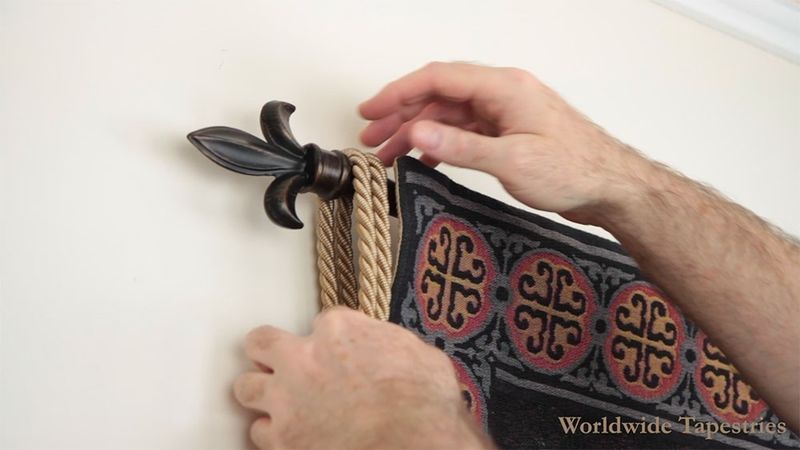 Proper Hanging Techniques Prevent Damage
