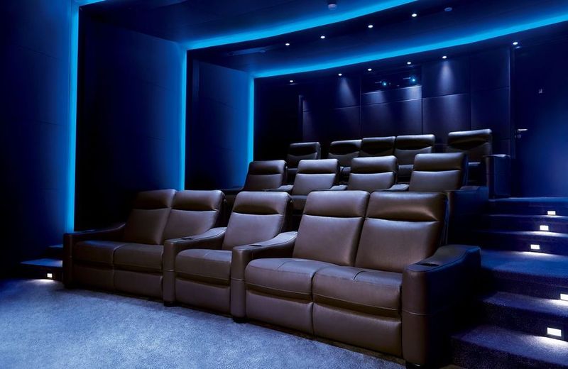 25 Amenities You Can Find In Billionaires' Homes - Decor Hint Private IMAX Theaters