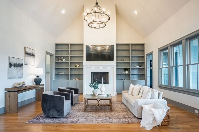 9 Summer Trend Predictions Our Editors Already Can't Get Enough Of - Decor Hint Statement Lighting