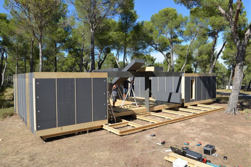 The Pop-Up House: Built Like Lego Blocks