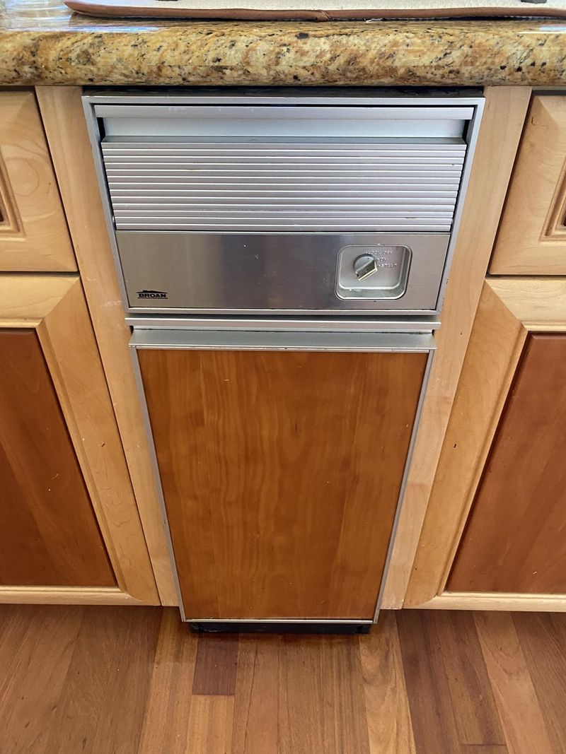 Designers Say These 34 Kitchen Features Are Always A Bad Idea - Decor Hint Bulky Trash Compactors