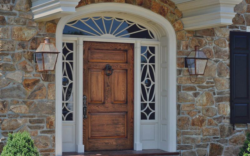 10 Entryway Styles Still Holding Strong In Historic Virginia Homes - Decor Hint Colonial Simplicity